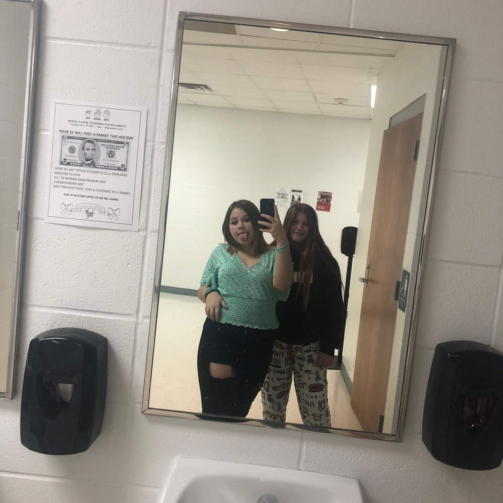 Meet your Posher, Kallie